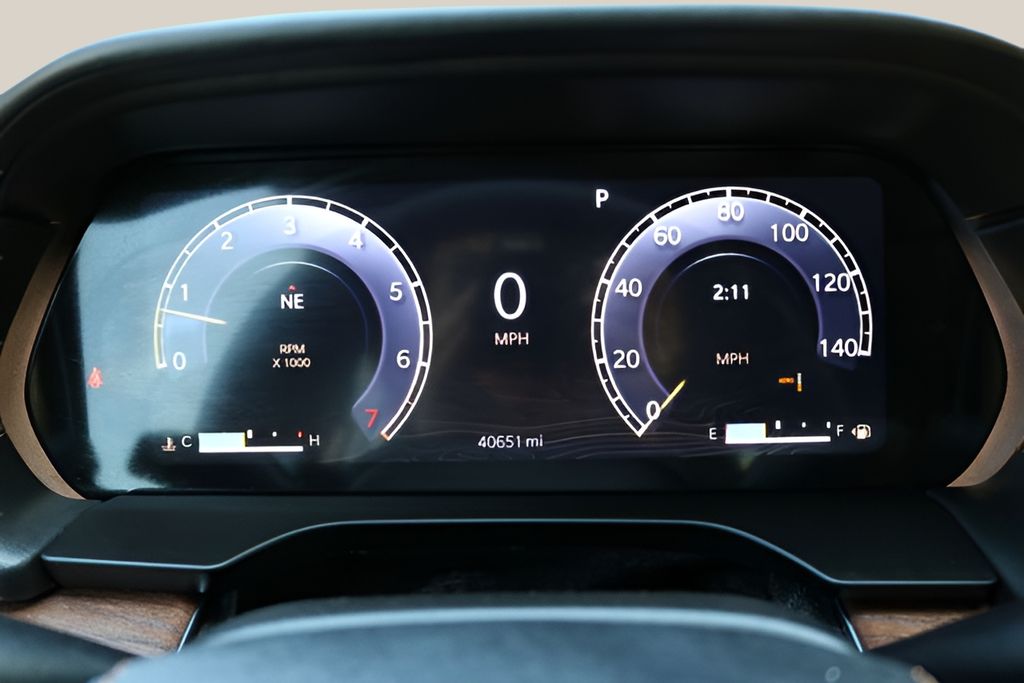 Used Car 2023 Jeep Grand Cherokee  Summit For Sale Under $40,000 In Austin, Texas