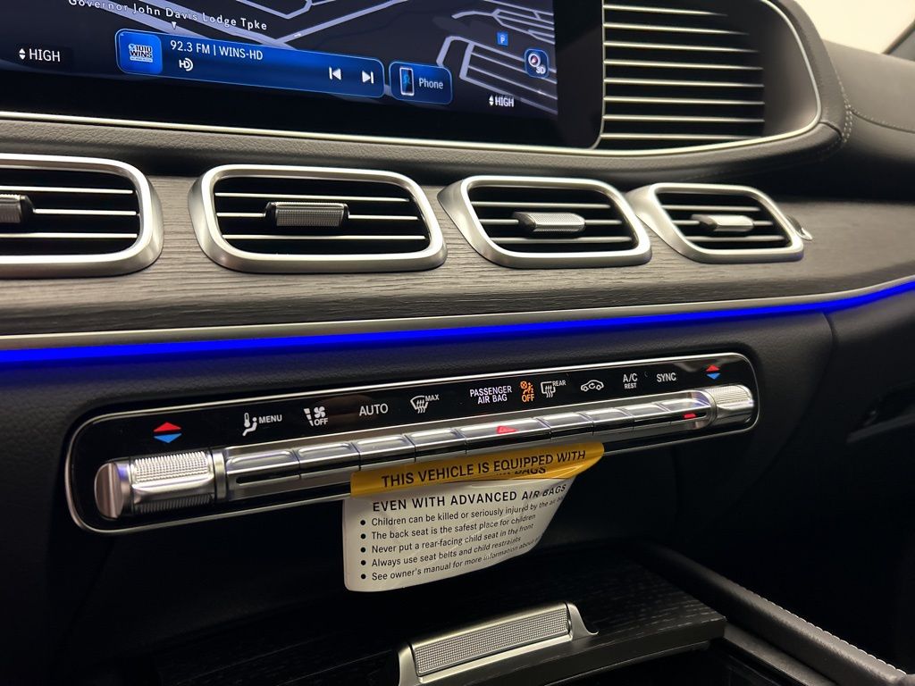 Thumbnail: 2026 Mercedes-Benz GLE - 19