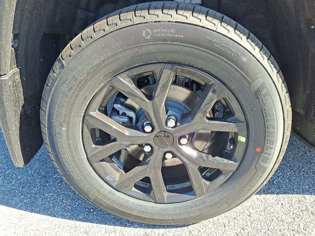2026 Jeep Grand Cherokee — photo 5