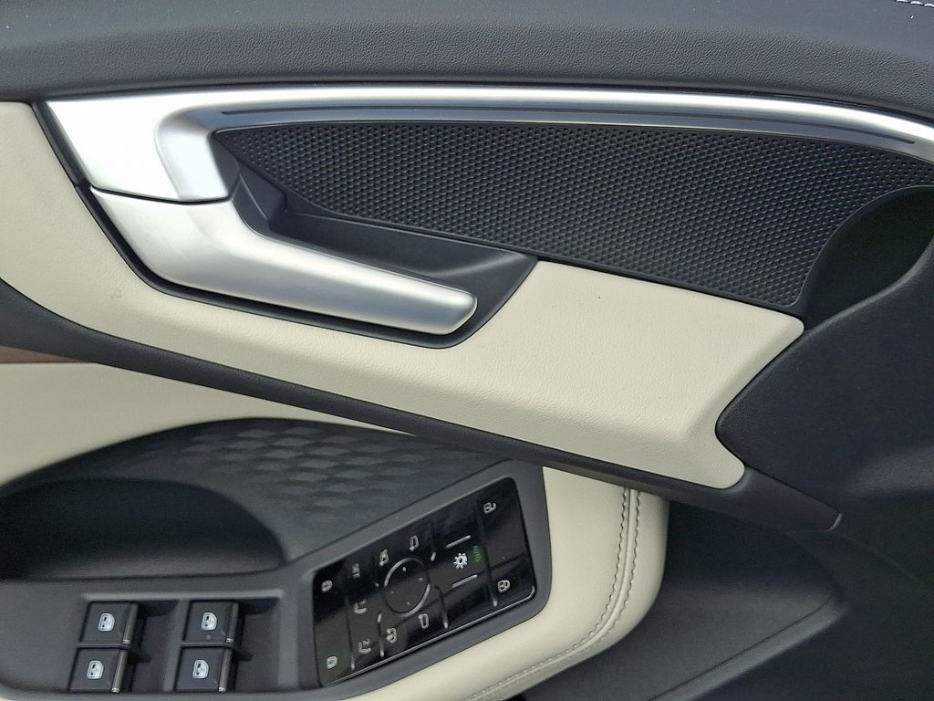 Thumbnail: 2025 Audi A5 - 10