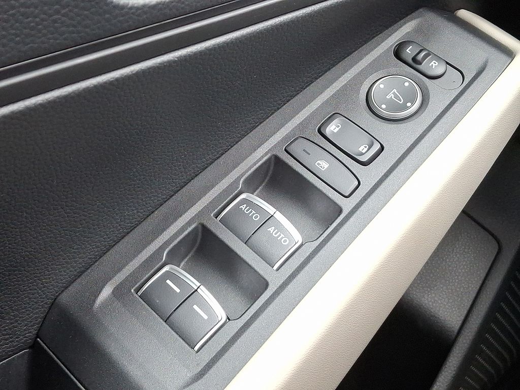 Thumbnail: 2023 Honda Accord - 25