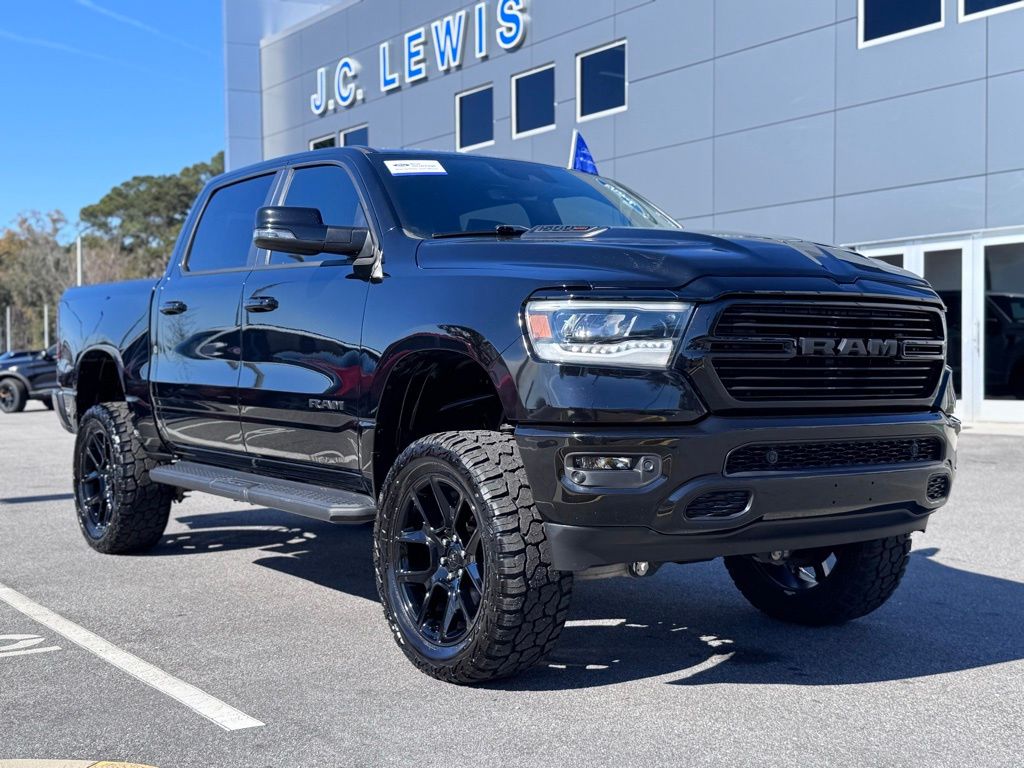 2023 RAM 1500 Laramie Crew Cab 4WD