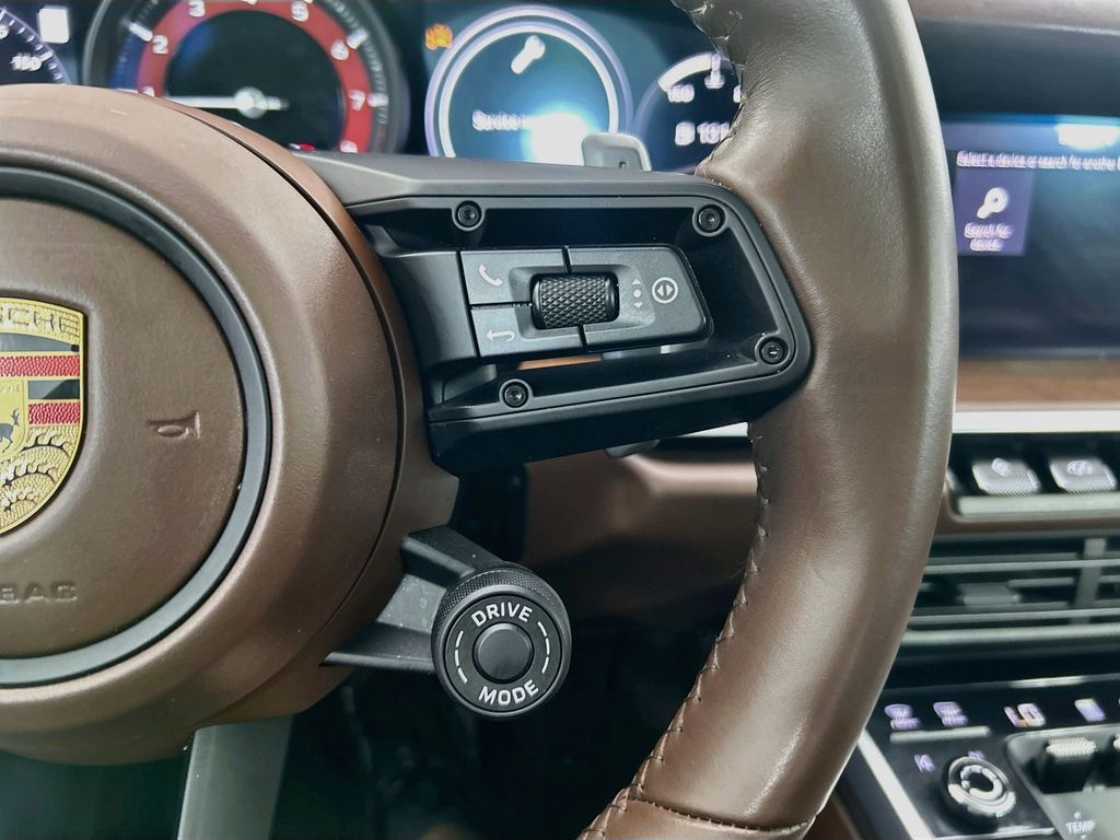 Thumbnail: 2020 Porsche 911 - 12