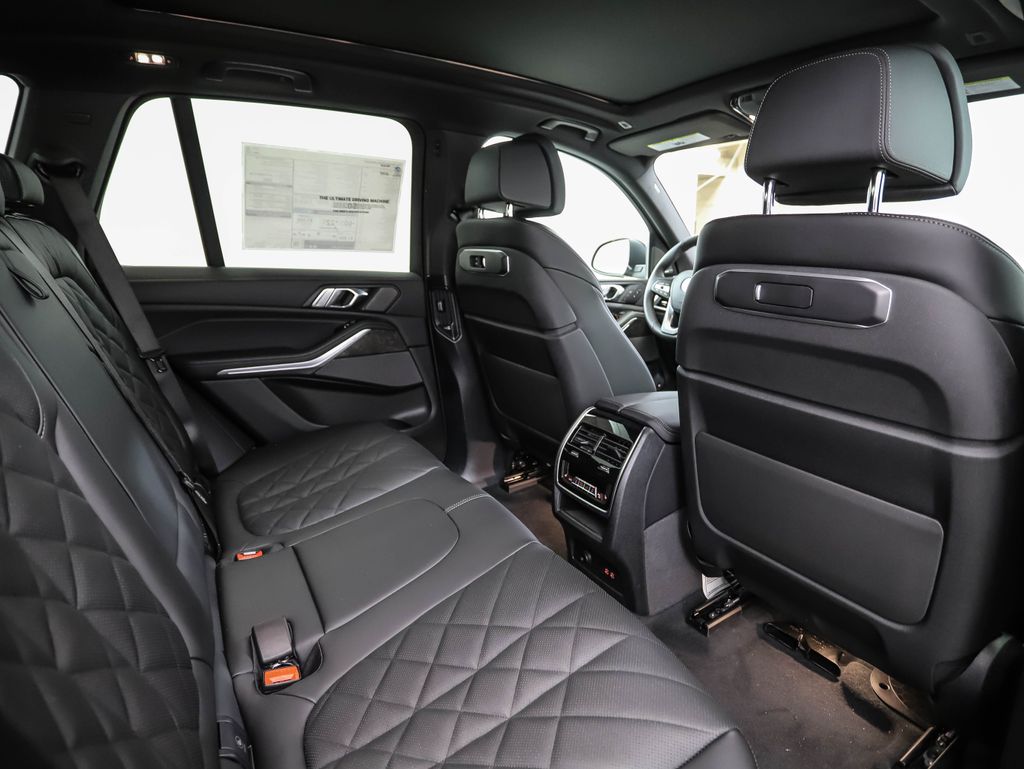 Thumbnail: 2026 BMW X5 - 26