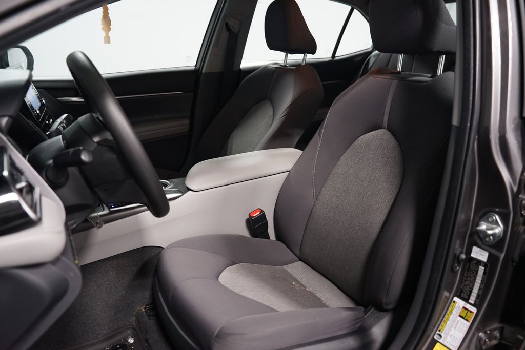 Thumbnail: 2023 Toyota Camry - 6