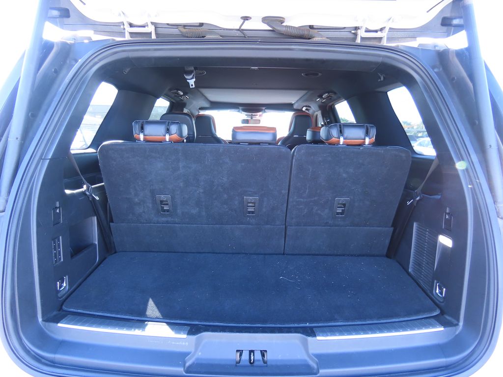 Thumbnail: 2019 Lincoln Navigator - 12