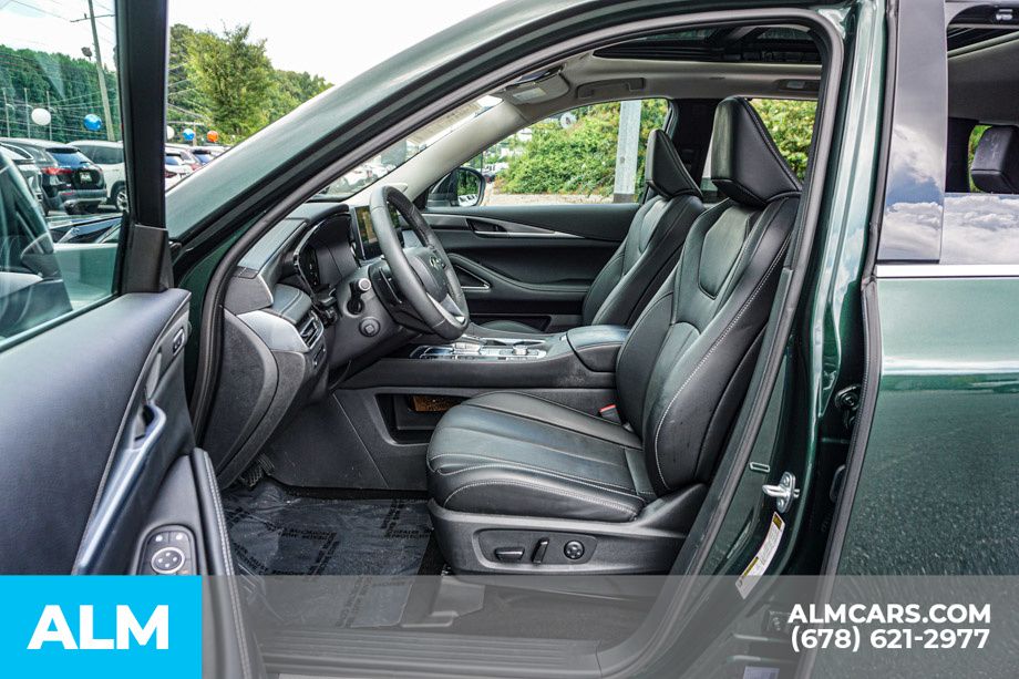 Used 2026 Green INFINITI LUXE image 19