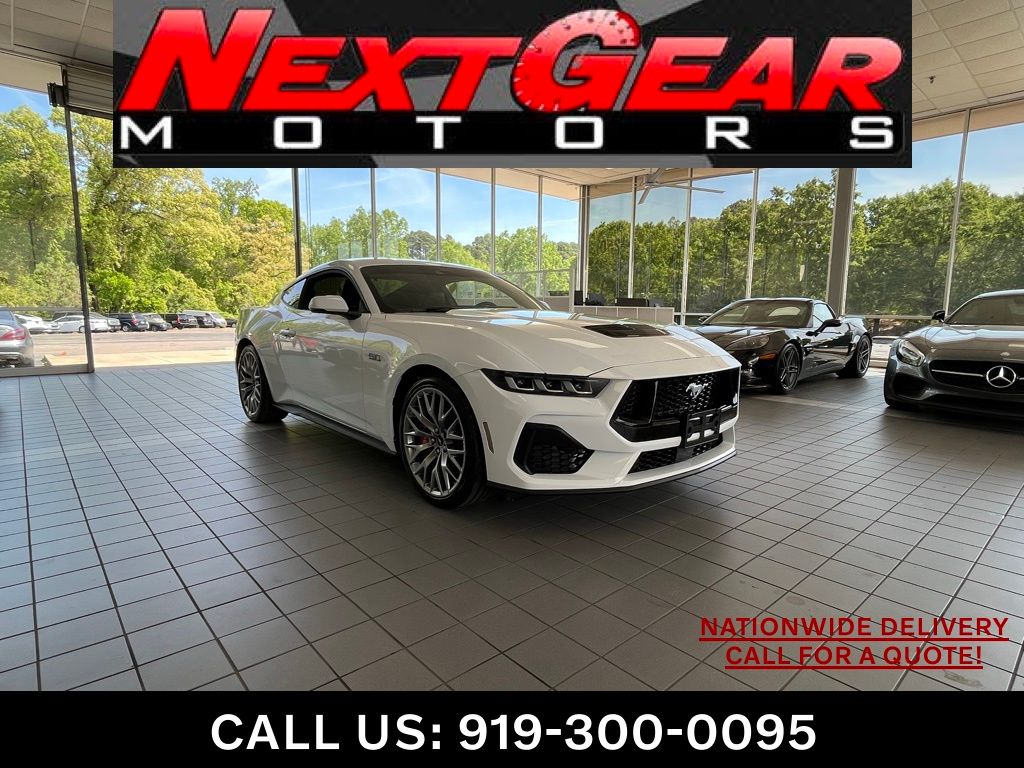 Oxford White 2024 Ford Mustang GT Premium Fastback RWD Coupe Rear-Wheel Drive Automatic