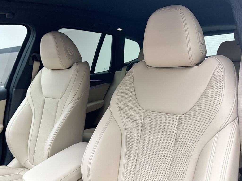 2022 BMW X3 xDrive30i 11