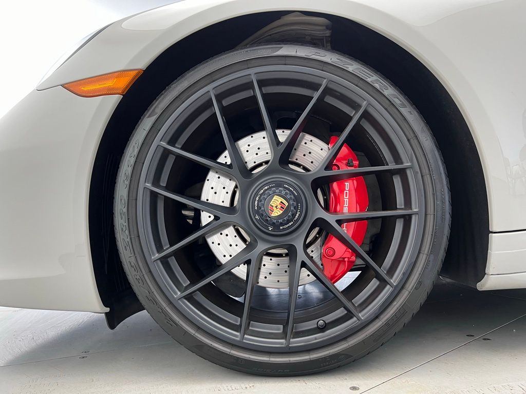 Thumbnail: 2019 Porsche 911 - 29