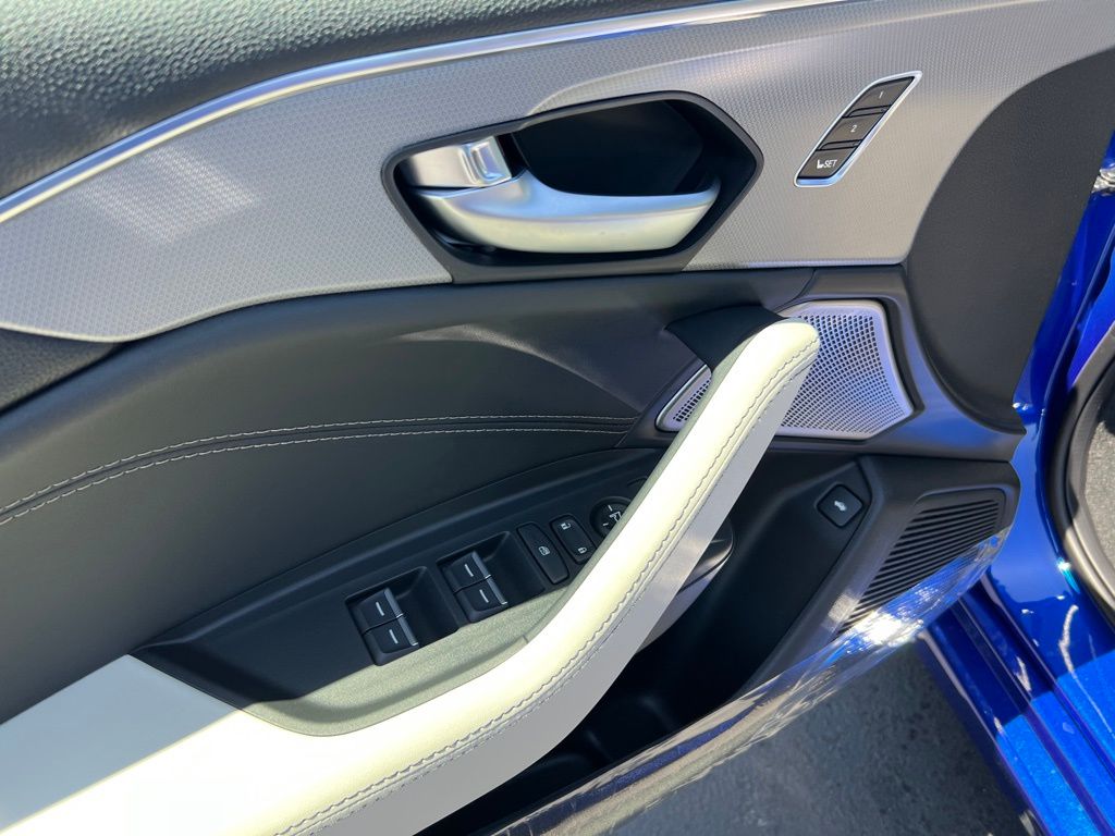 Thumbnail: 2025 Acura TLX - 12