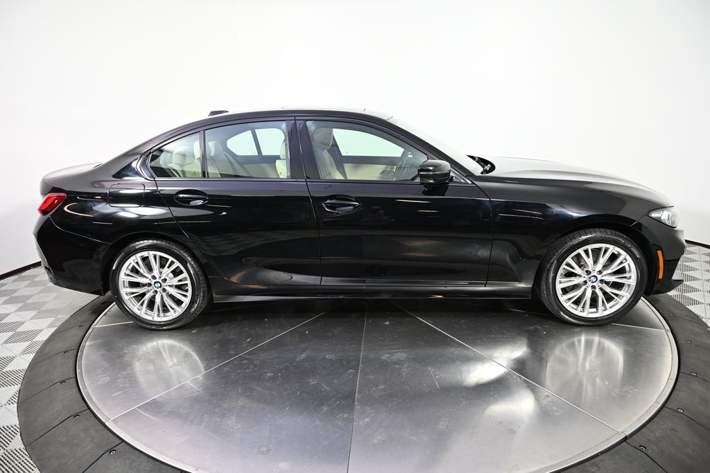 Thumbnail: 2023 BMW 3 Series - 6