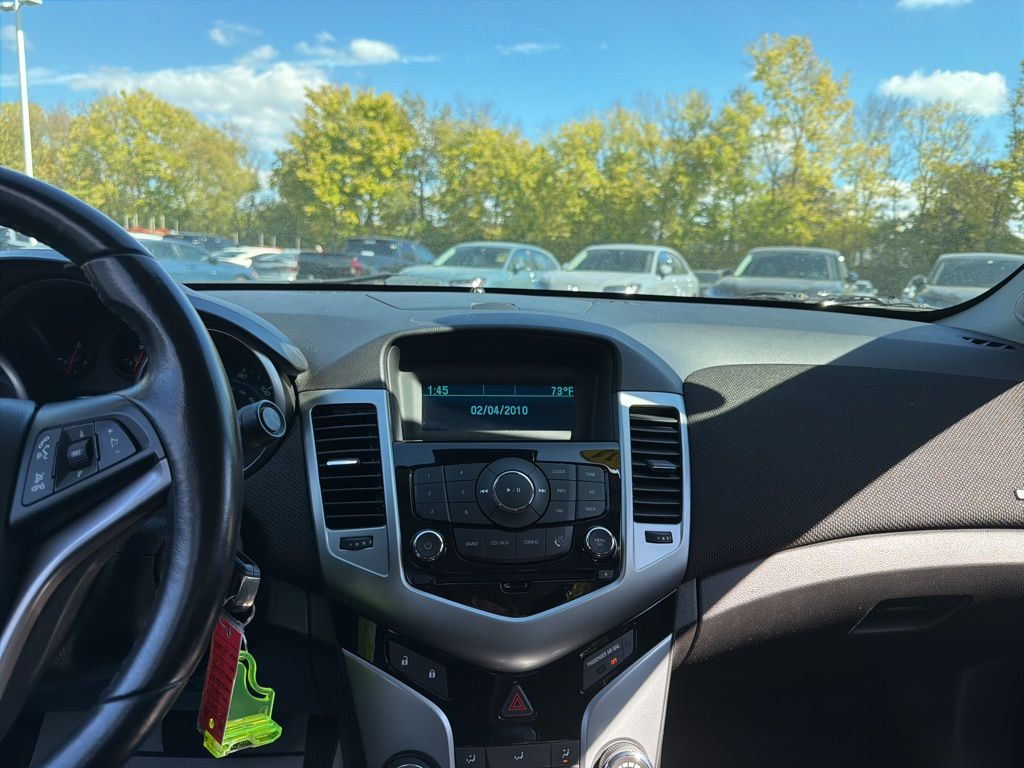 Thumbnail: 2014 Chevrolet Cruze - 14