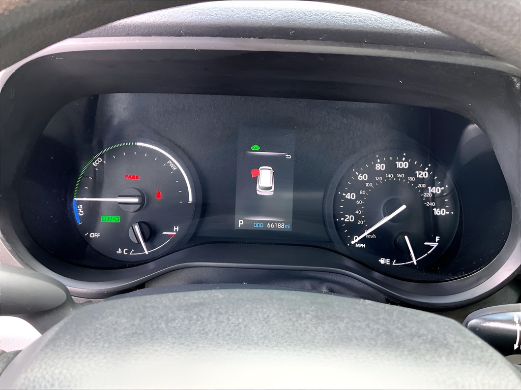 Used 2023 Toyota Sienna LE 4D Passenger Van