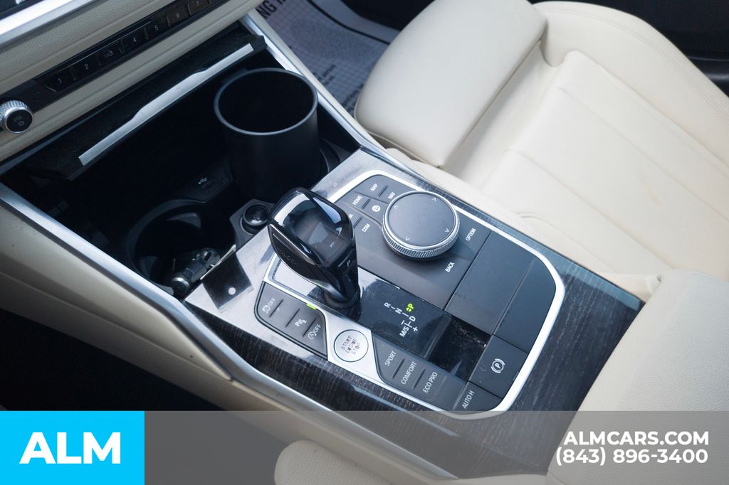 Used 2021 Black BMW 330i image 29