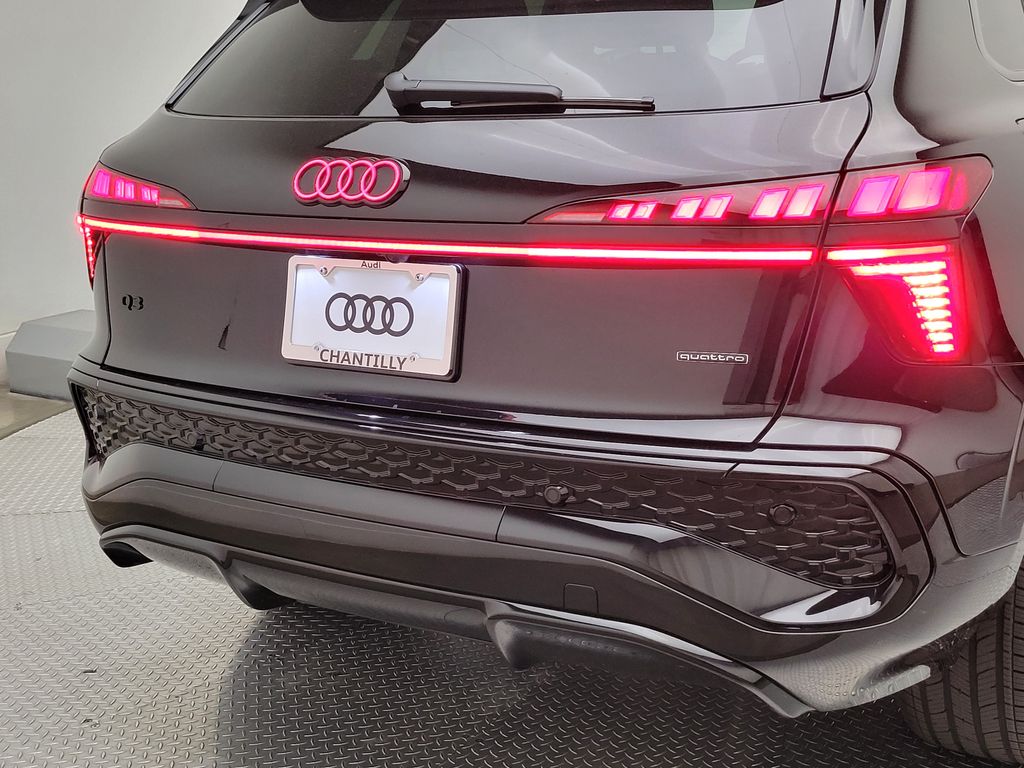 Thumbnail: 2026 Audi Q3 - 7