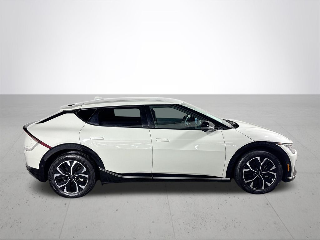 2022 Kia EV6 Wind
