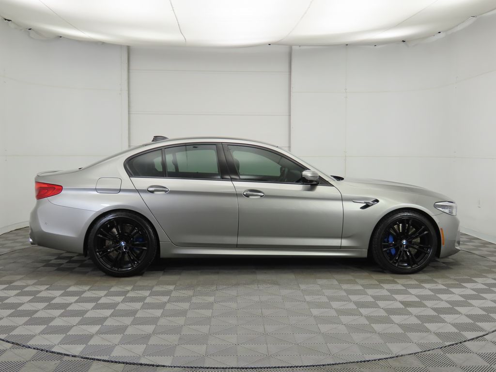 Thumbnail: 2018 BMW M5 - 4