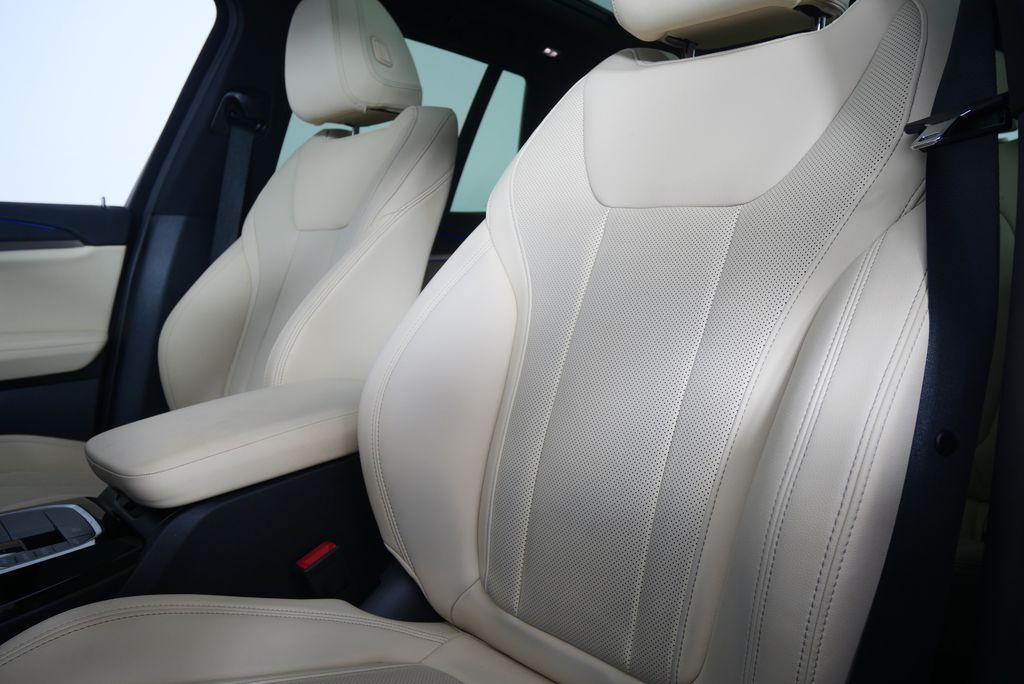 Thumbnail: 2023 BMW X3 - 10