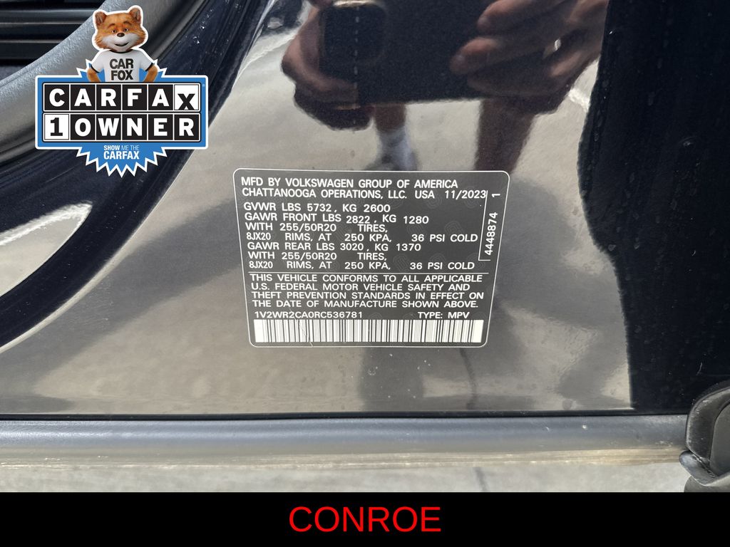 2024 Volkswagen Atlas 2.0T SE w/Technology Black at Cook Ford