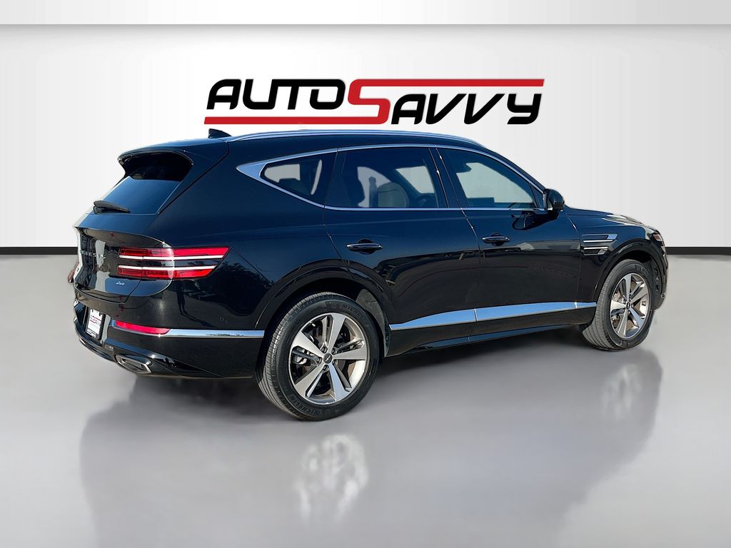 Used 2023 Black Genesis 2.5T image 7