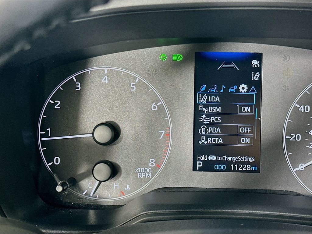 Thumbnail: 2024 Toyota Corolla Cross - 12