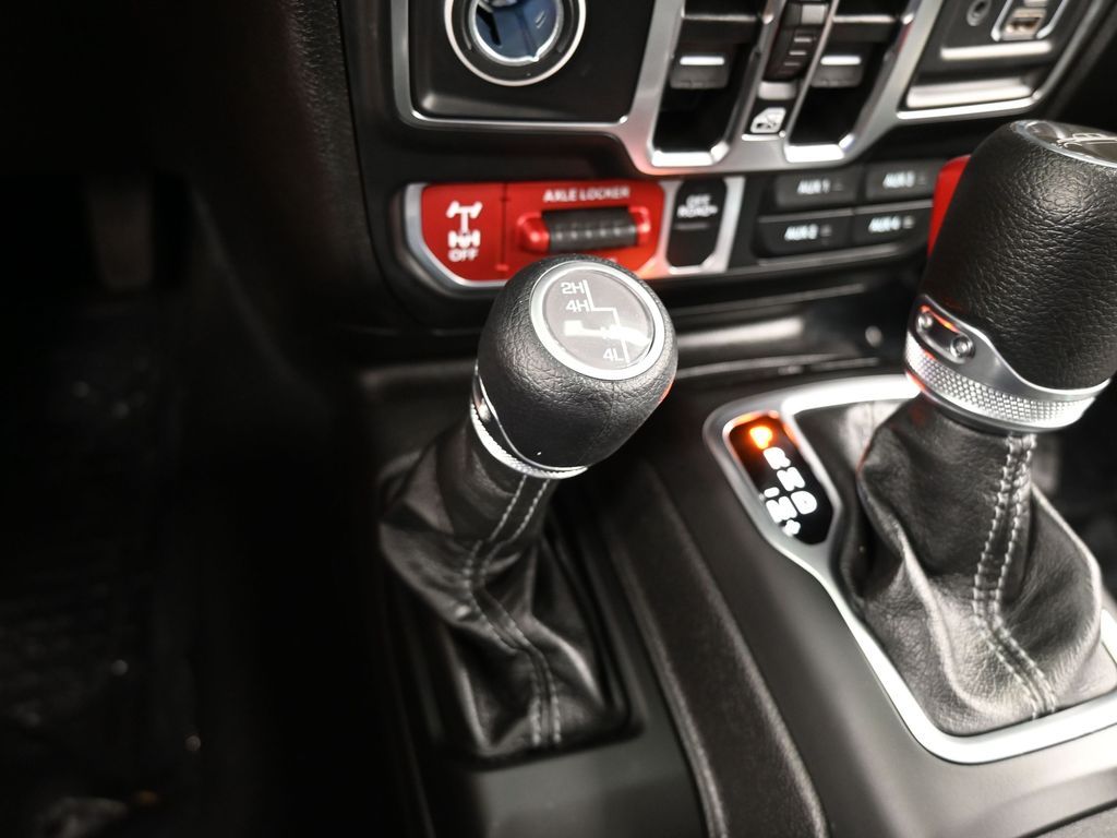 Used 2024 Bright White Clearcoat Jeep Willys image 27