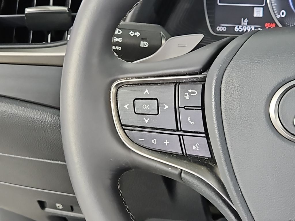 Thumbnail: 2019 Lexus ES - 30