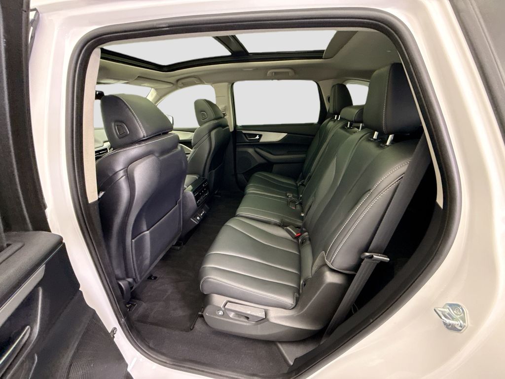 Thumbnail: 2024 Acura MDX - 20