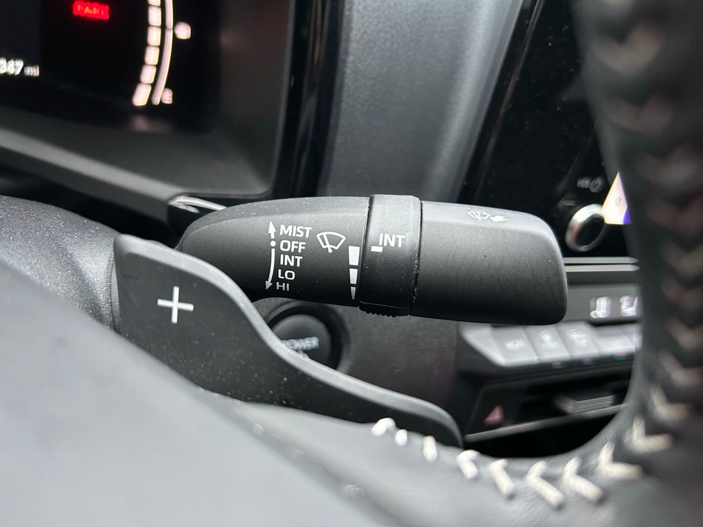 Thumbnail: 2025 Toyota Camry - 22