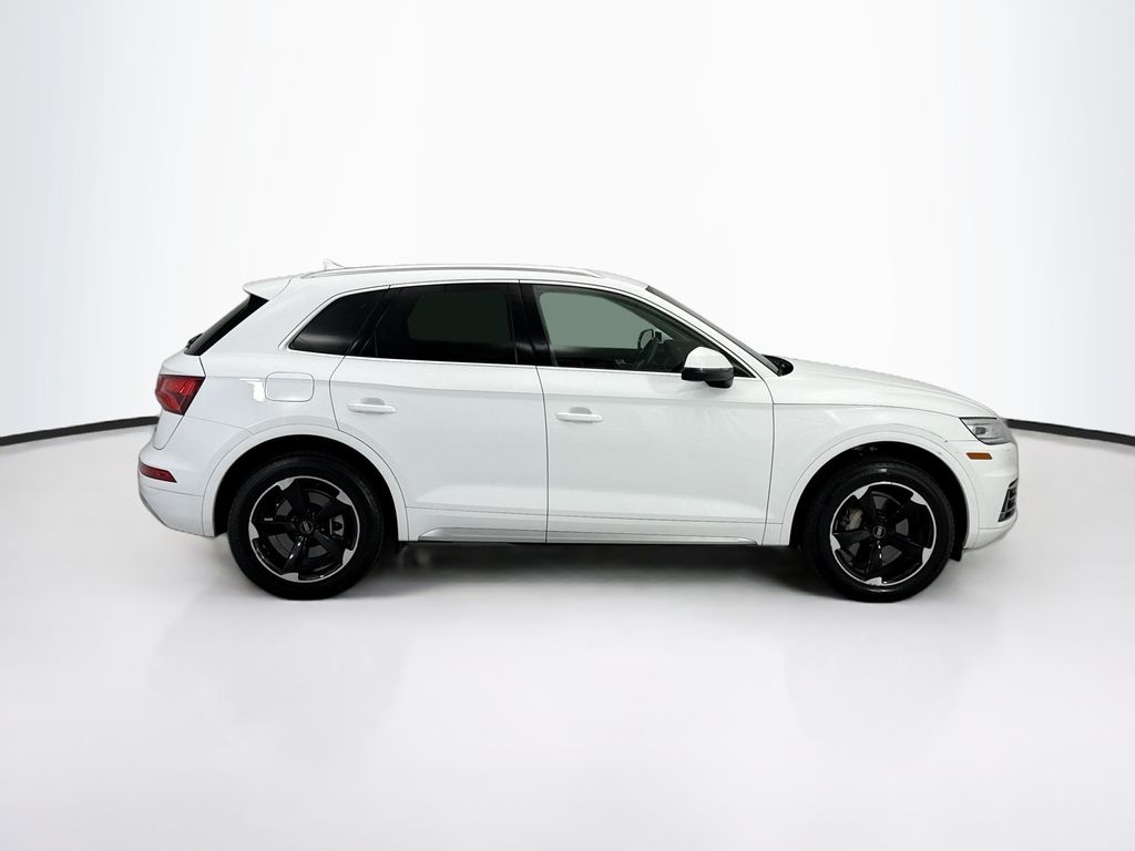 Thumbnail: 2019 Audi Q5 - 4
