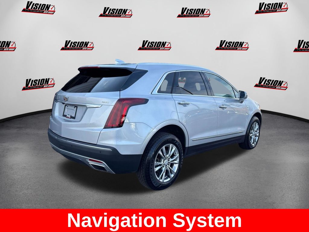 View vehicle photo 5