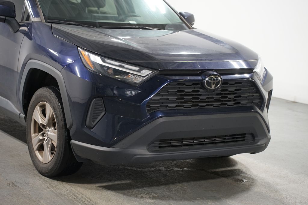Thumbnail: 2023 Toyota RAV4 - 4