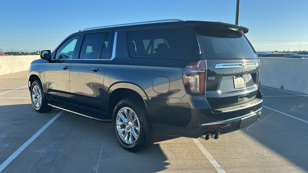 2023 Chevrolet Suburban Premier Gray at Baytown Hyundai