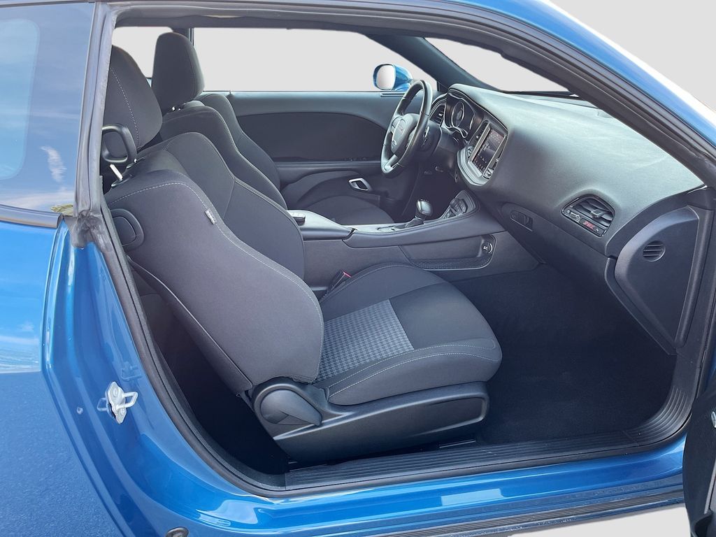 Used 2023 Blue Dodge R/T Scat Pack image 27