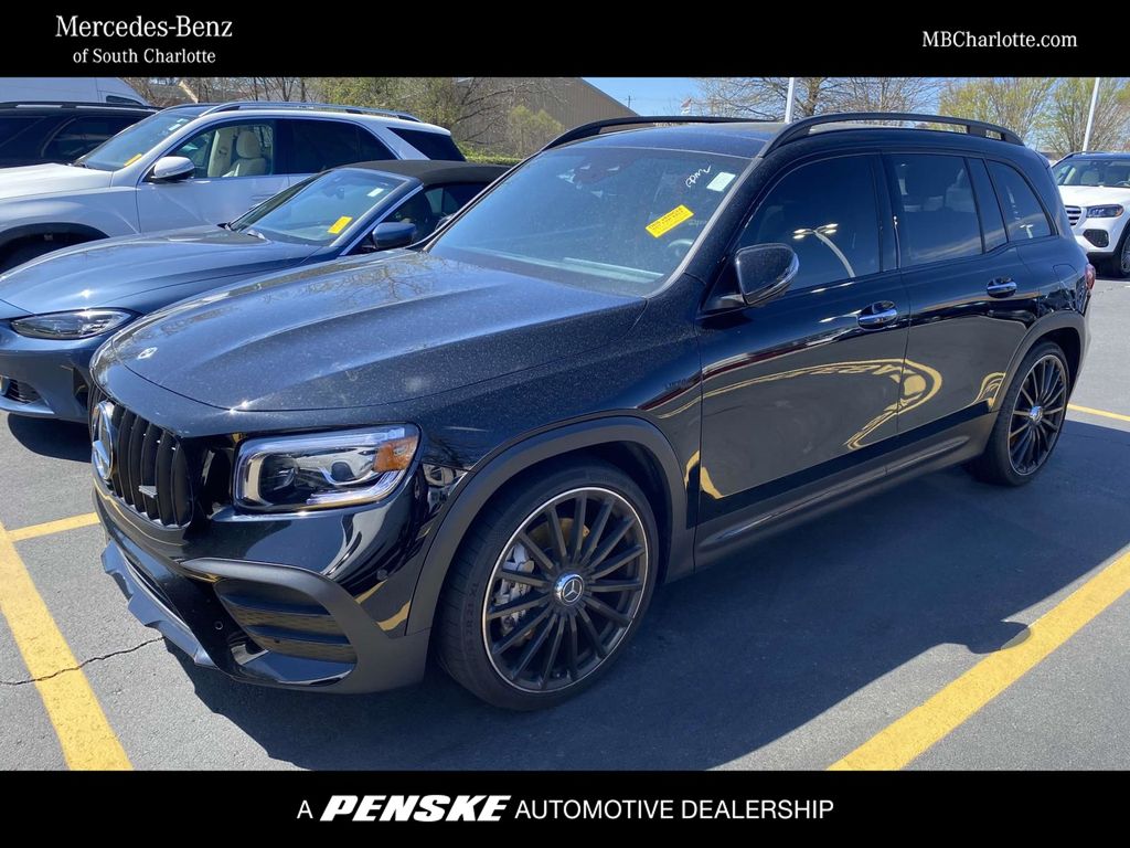 2023 Mercedes-Benz GLB 35 AMG Hero Image