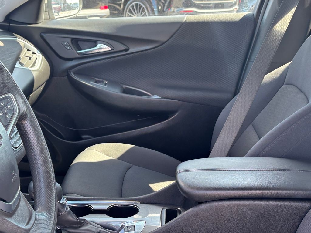 Used Car 2023 Chevrolet Malibu  Lt For Sale Under $20,000 In Austin, Texas