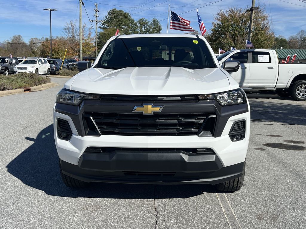 2024 Chevrolet Colorado LT photo