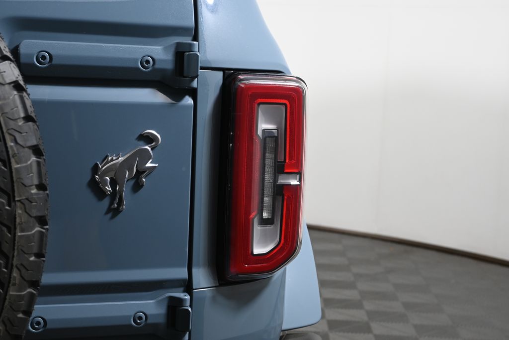 Thumbnail: 2023 Ford Bronco - 14