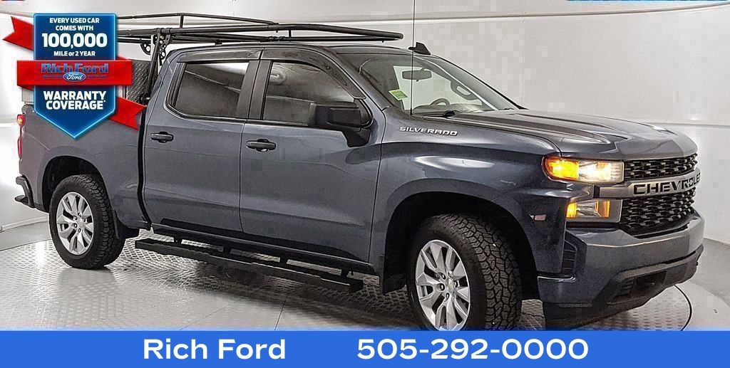 Shadow Gray Metallic 2020 Chevrolet Silverado 1500 Custom Crew Cab 4WD Pickup Truck Four-Wheel Drive 6-Speed Automatic Overdrive