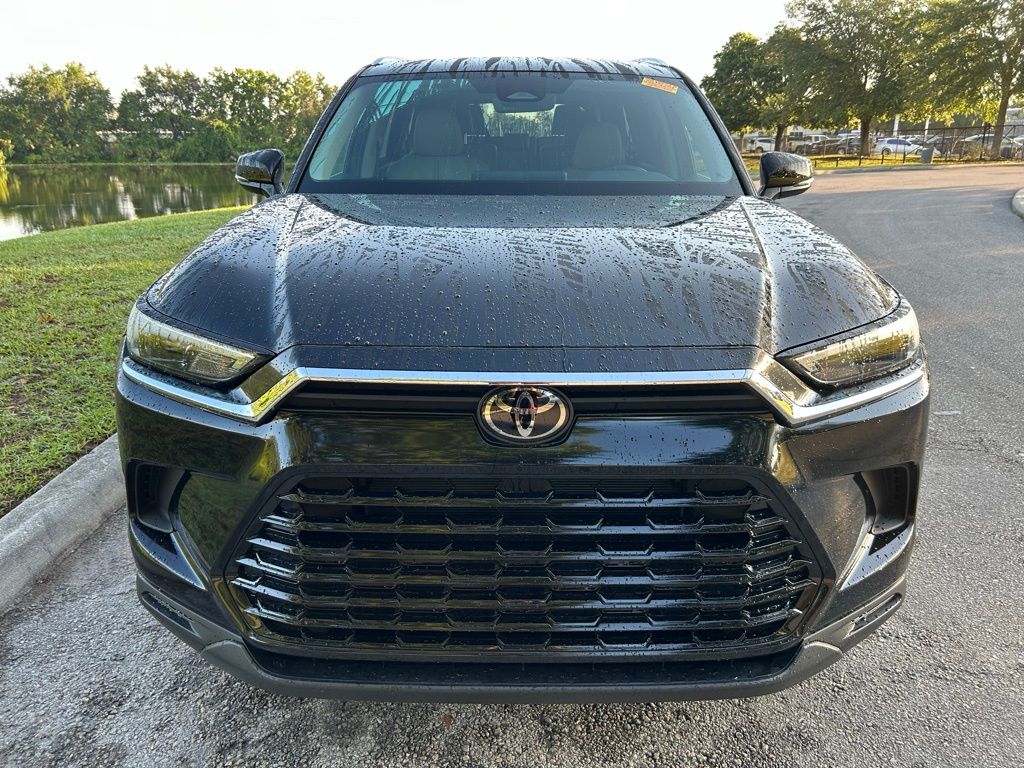 2024 Toyota Grand Highlander XLE 8