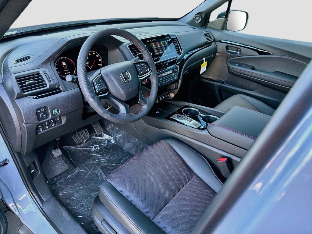 Thumbnail: 2026 Honda Ridgeline - 6
