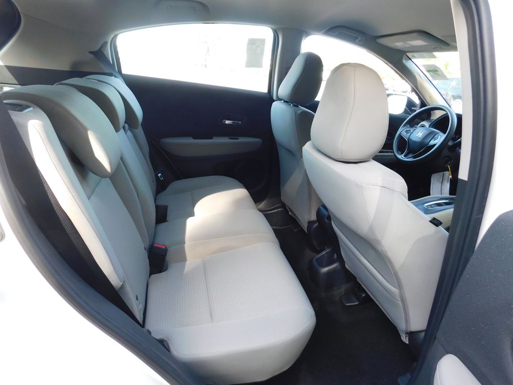 Thumbnail: 2022 Honda HR-V - 5