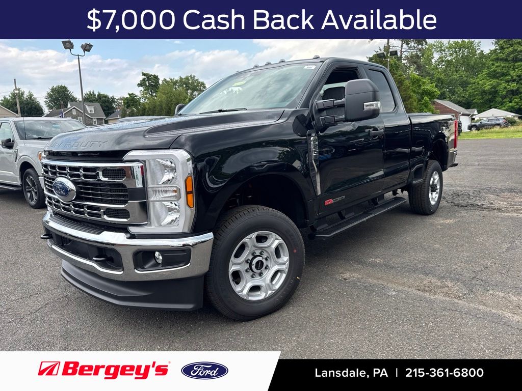 Agate Black Metallic 2026 Ford F-250 Super Duty Pickup Truck Four-Wheel Drive Automatic
