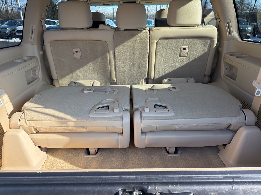 Thumbnail: 2020 Lexus LX - 25