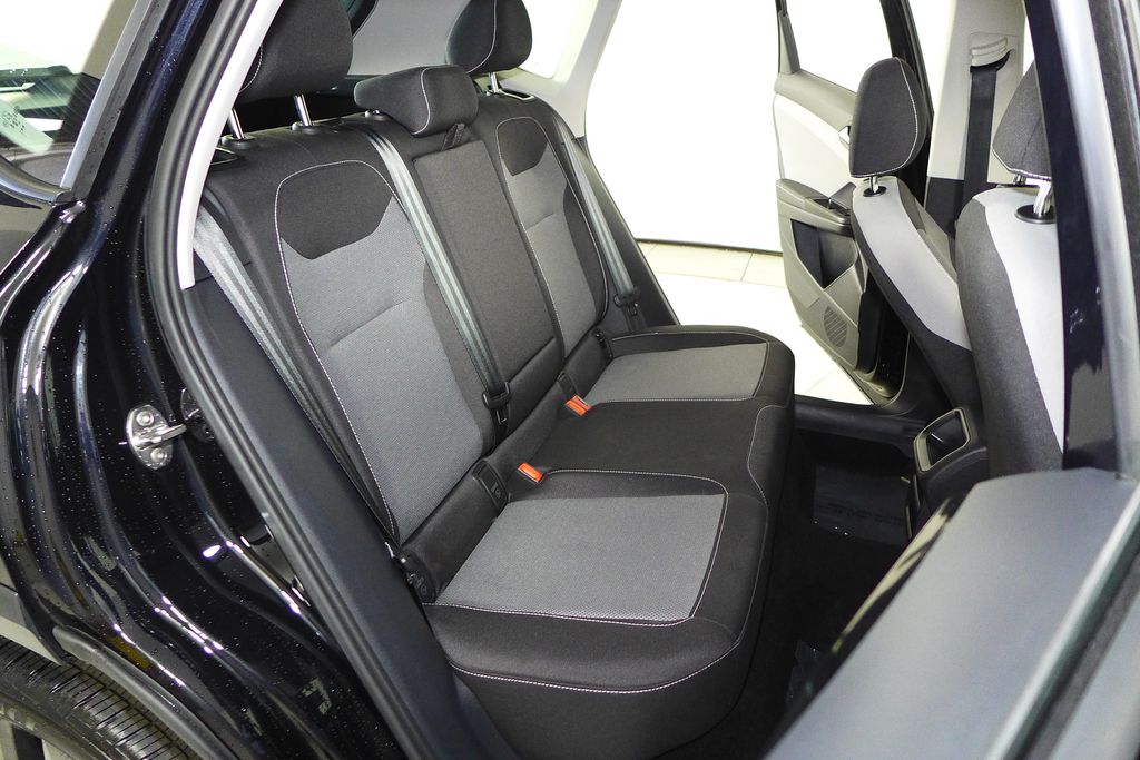 Thumbnail: 2024 Volkswagen Taos - 19