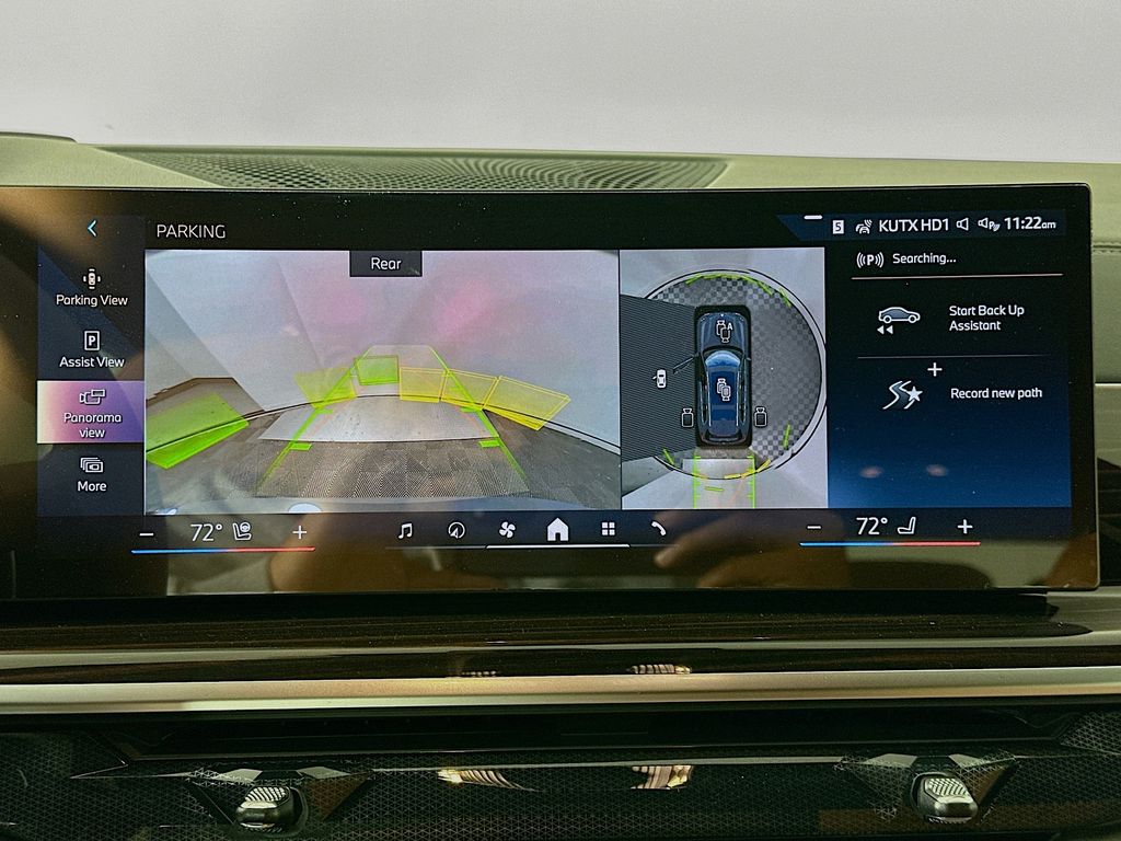 Thumbnail: 2026 BMW X7 - 13