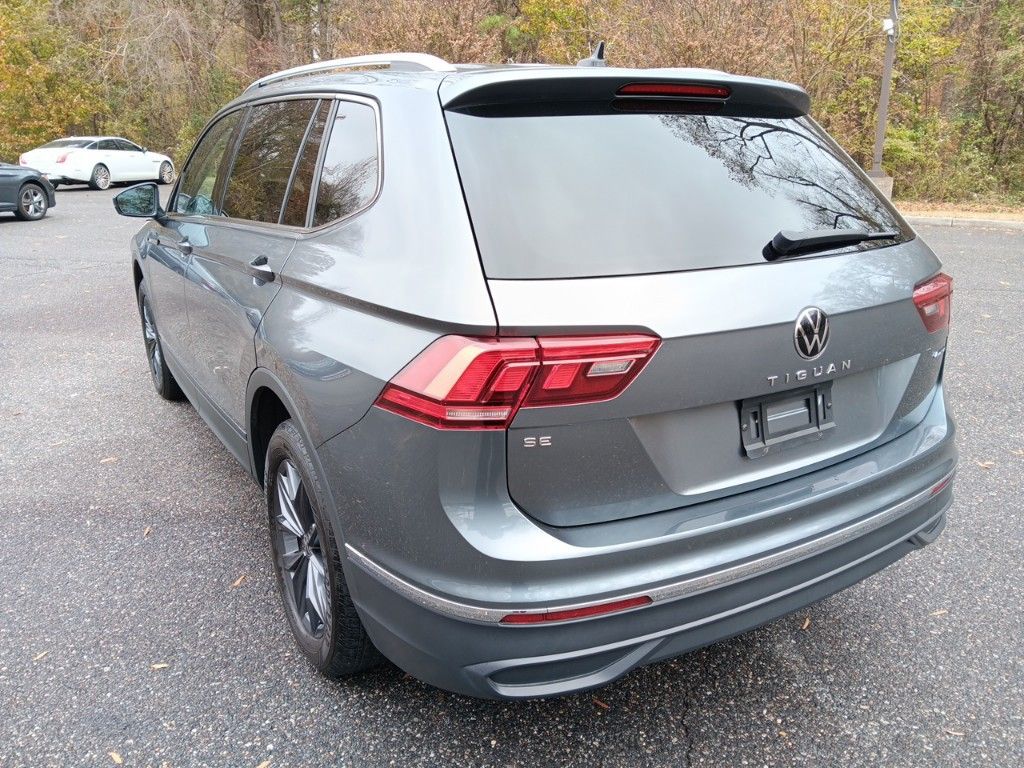 2022 Volkswagen Tiguan 2.0T SE 3