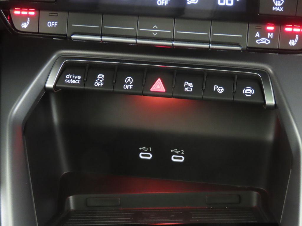 Thumbnail: 2025 Audi A3 - 21