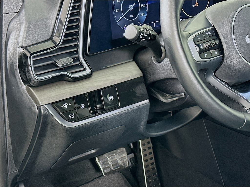 Thumbnail: 2025 Kia Sportage - 10